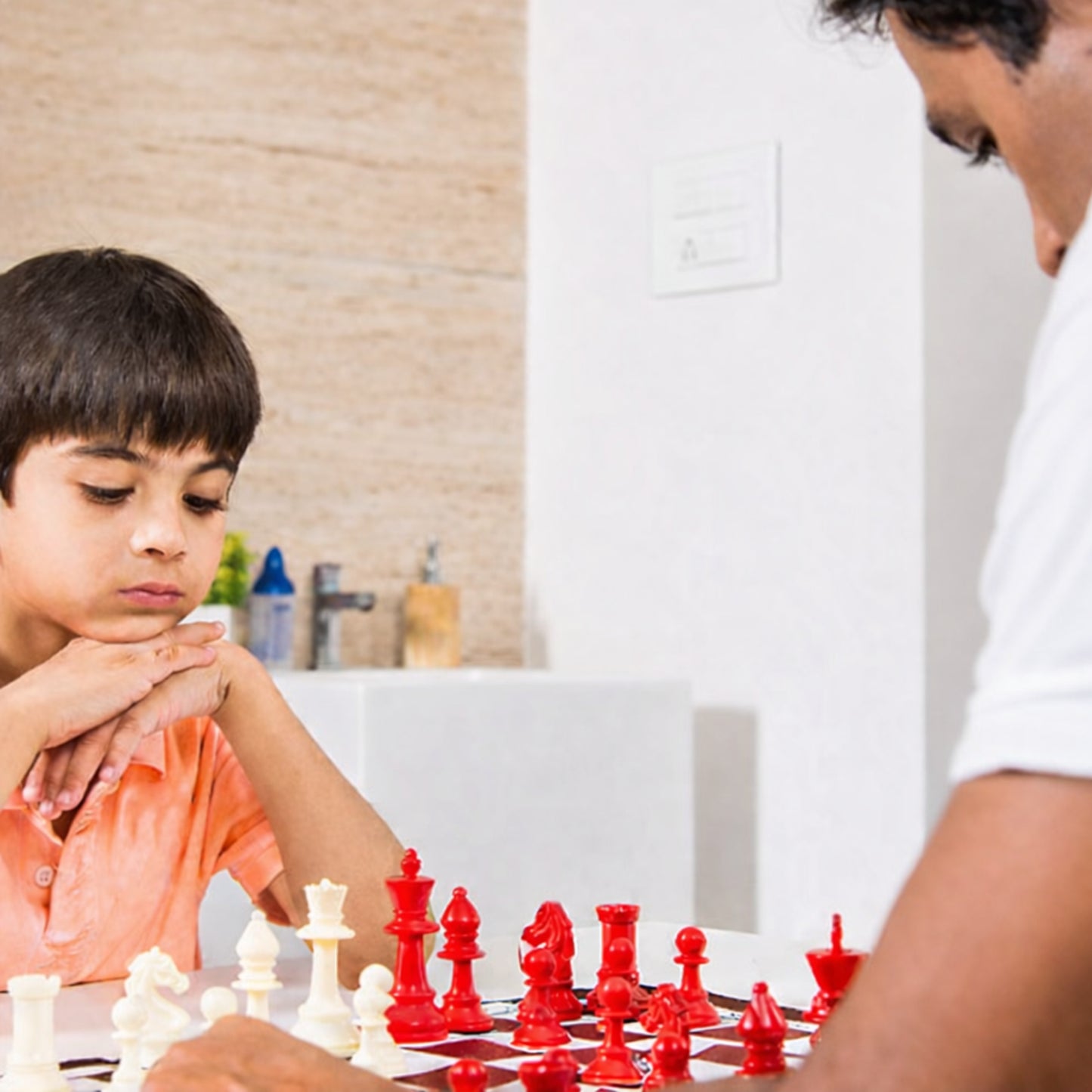 CHRISTMAS CHESS